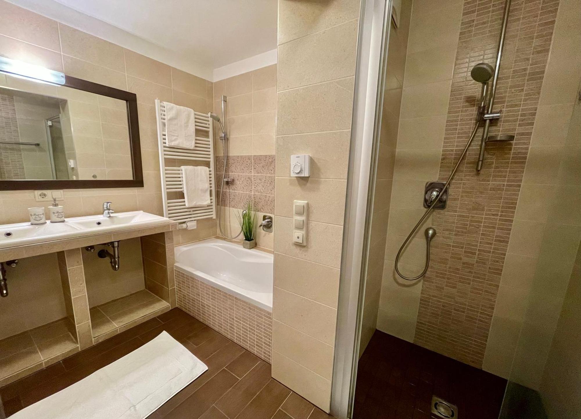 Hotel Alta Vista Neukirchen am Grossvenediger Ngoại thất bức ảnh